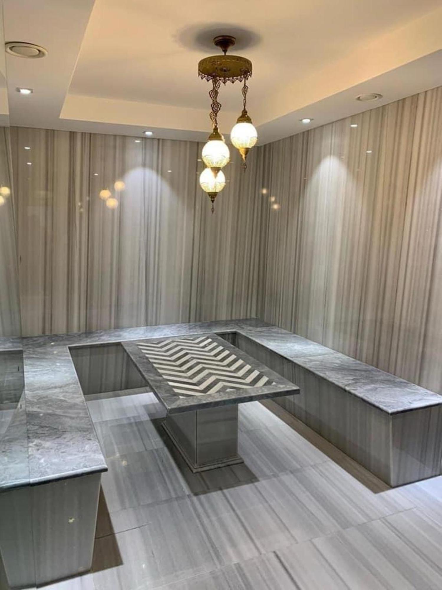 Luxurious Seafront Penthouse Leilighet Kerýnia Eksteriør bilde